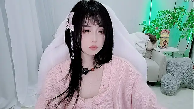 Chat +18 de Evangelin-e ao vivo