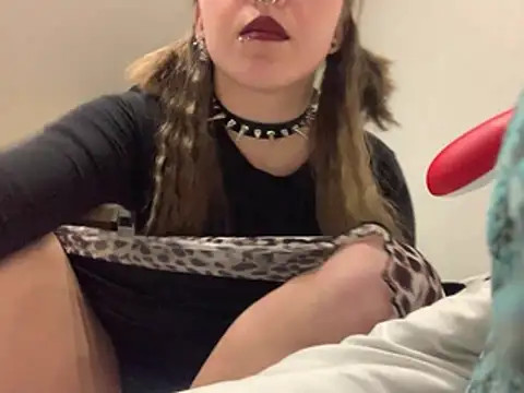 VesnaCrystal Live XXX Chat