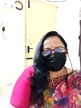 Ananya_flower Chat XXX in diretta