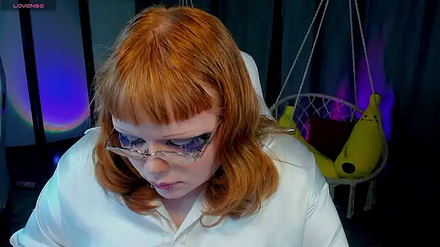 LottieReed élő XXX-chatje