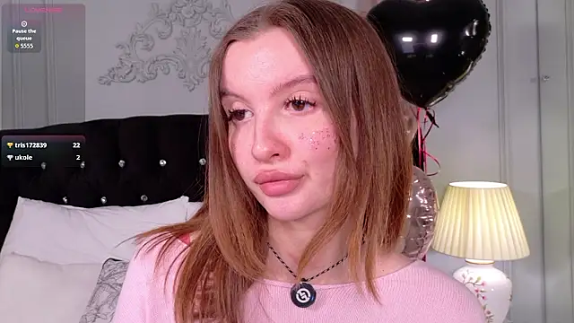 Layla_Bloom Chat XXX in diretta