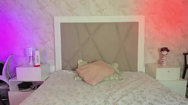 Tifanny_Rossel élő XXX-chatje