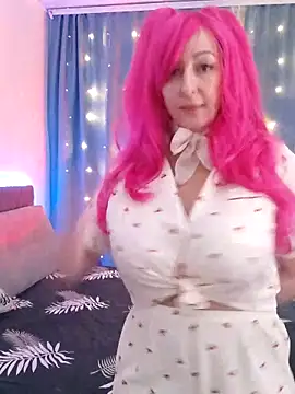 MilanaBoobs élő XXX-chatje