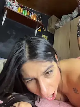 Chat +18 de charlotte_stevenss_ ao vivo