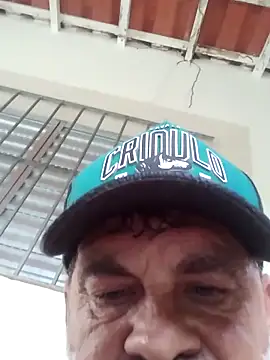 Peludo173317: онлайн-секс-чат