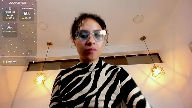 Hanna_Cornee_ Live XXX-chat