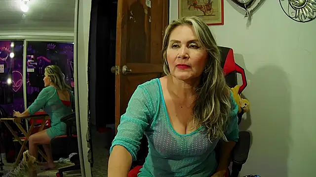 amandabakerx: απευθείας συνομιλία ΧΧΧ