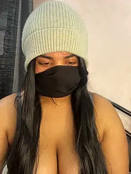 Nabila-hanouna 现场XXX聊天