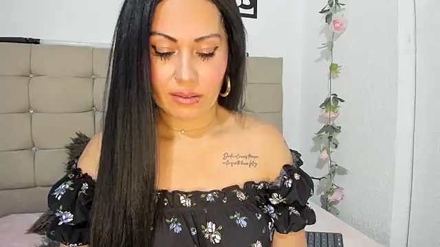 Tania_mature's Live XXX Chat