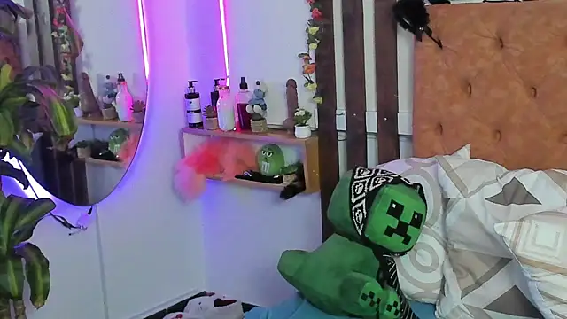 MeowMota_ élő XXX-chatje