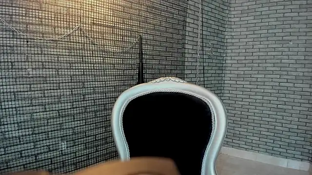 Czat XXX na żywo – Briana_24