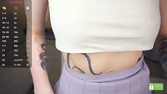 ToyaPletz Chat XXX live