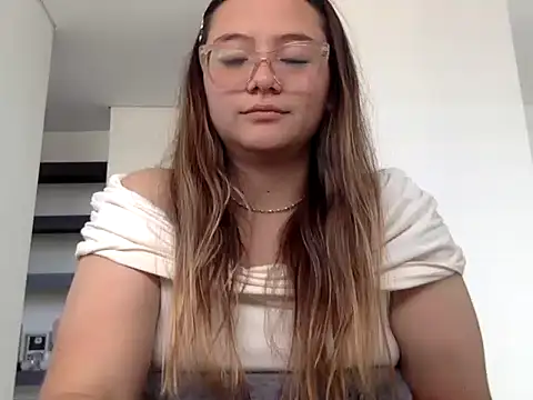 LOLA_R_ Chat XXX live