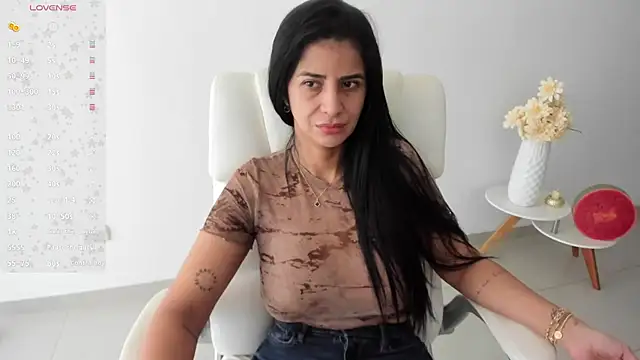 renata_t_ 即時 XXX 聊天