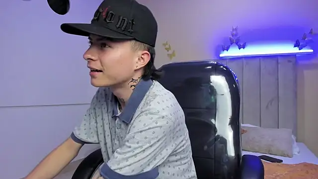 Nascary_Fox Live XXX-Chat