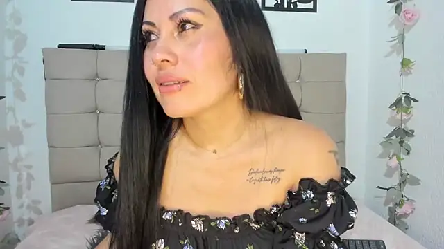 แชท XXX สดของ Tania_mature