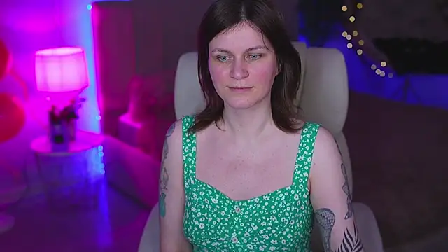 Show modela TinaMelt na web-kameri