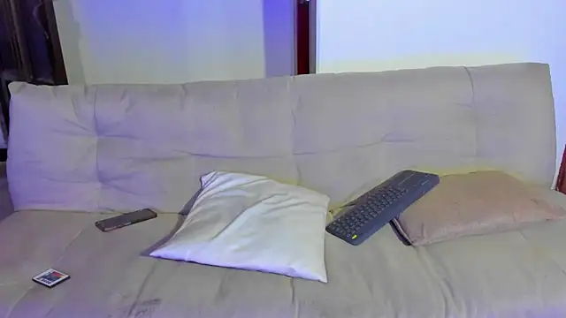 Онлайн чат XXX Nikki__uwu