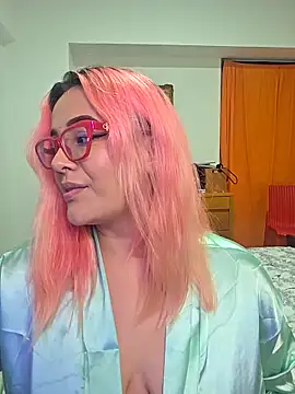 Nova-Satela Live XXX Chat