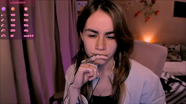 _selectrra Live XXX Chat