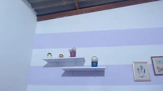 kimberlyvegaのライブXXXチャット