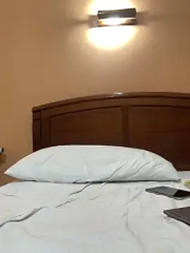 Chat XXX en directo de Albanian_Goat_WhiteHammer