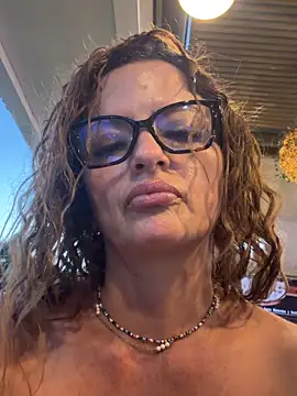 CioniWeissのライブXXXチャット