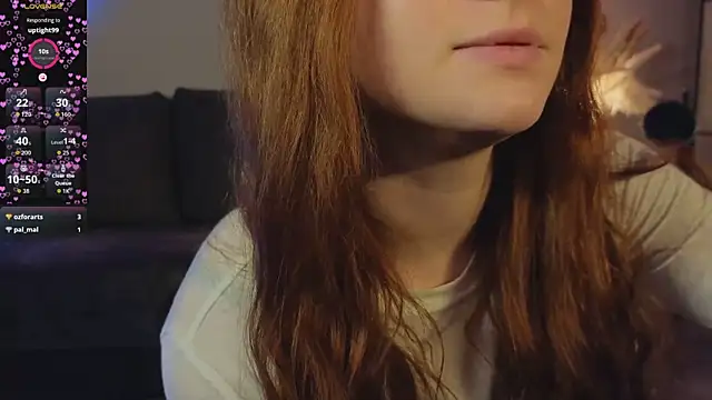 Freckle_DiyanaのライブXXXチャット