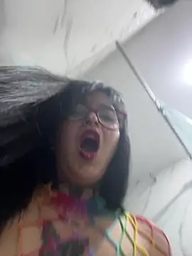 Czat XXX na żywo – UAlyabaniat