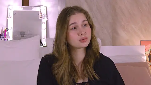 Živý XXX chat EllieHayes