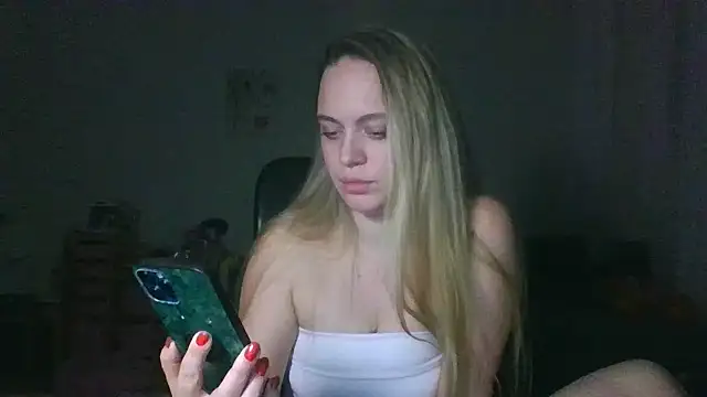 دردشة Cynoraye الجنسية المباشرة