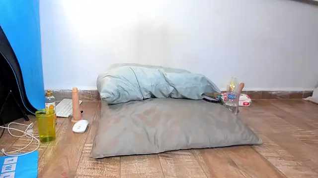 Curvy_Sarah_のライブXXXチャット