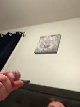 Pokazy przed kamerką – youngandhung2002