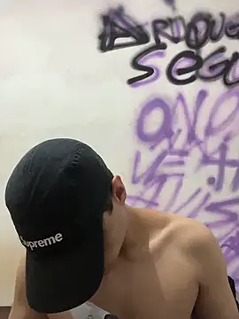 Magosupreme Adlı Modelin Web Kamerası Şovu