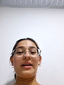 Онлайн чат XXX Ary-18