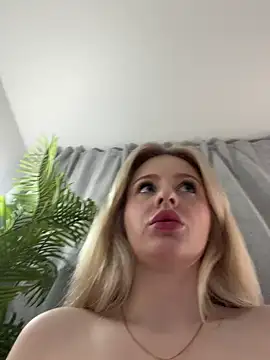 Chat +18 de CaseyCumFace ao vivo