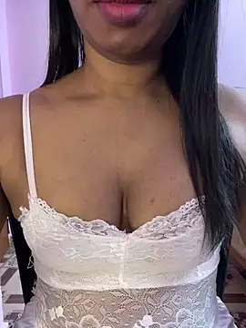 Show Webcam de tamil_Aarathi