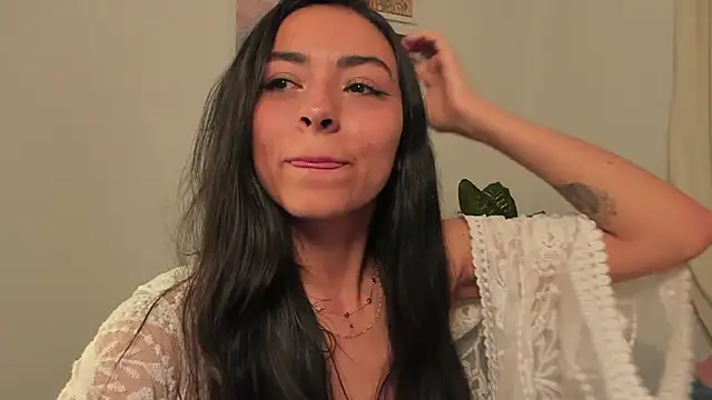 canelleGarces élő XXX-chatje