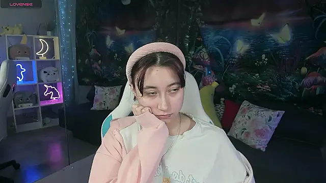 ClaraParks Adlı Modelin Canlı XXX Sohbeti