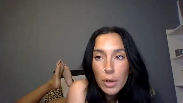 Chat XXX ao vivo de X-Naughty_Nicole-X