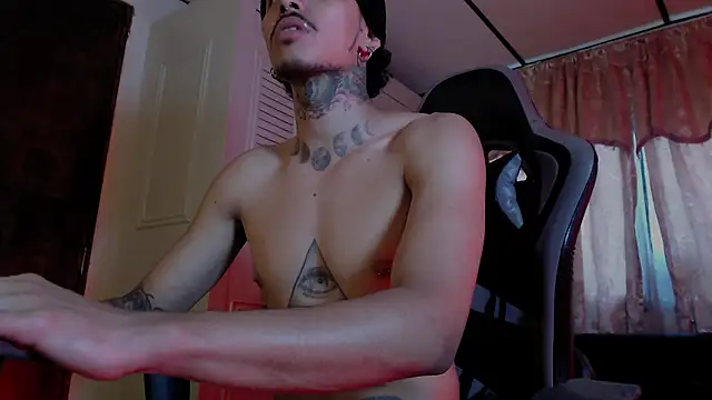 D3v1L88 Chat XXX in diretta