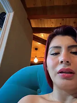 LINDA_PATTY94's Live XXX Chat