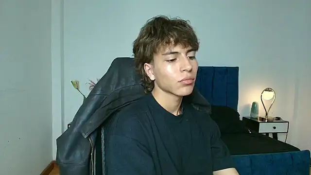 Онлайн чат XXX Blake_Parker