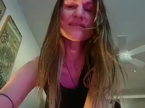 Show de lavender_spits na webcam