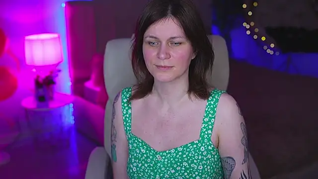 TinaMelt's Live XXX Chat