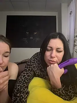 _Mila_Love 现场XXX聊天