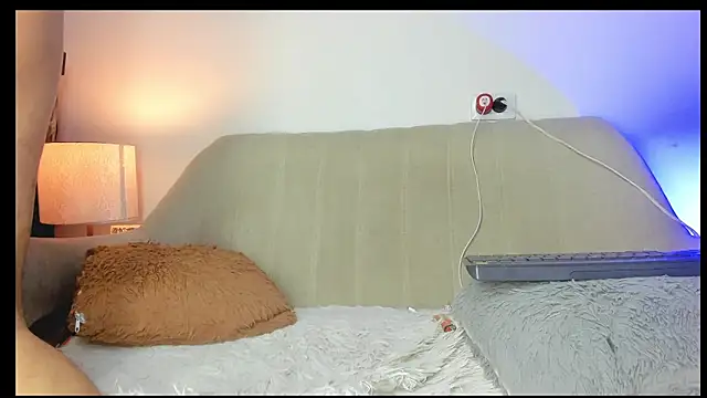 drakomilck1 即時 XXX 聊天