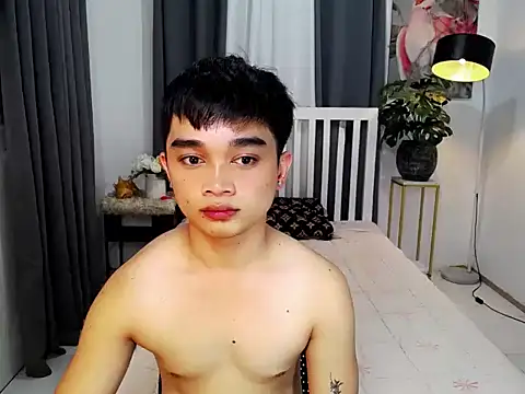 Sky_hot123 Adlı Modelin Web Kamerası Şovu