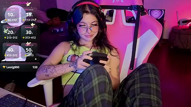 larah_uwuのライブXXXチャット