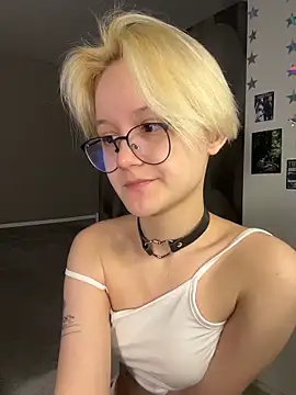 LuunaDorean 라이브 XXX 채팅